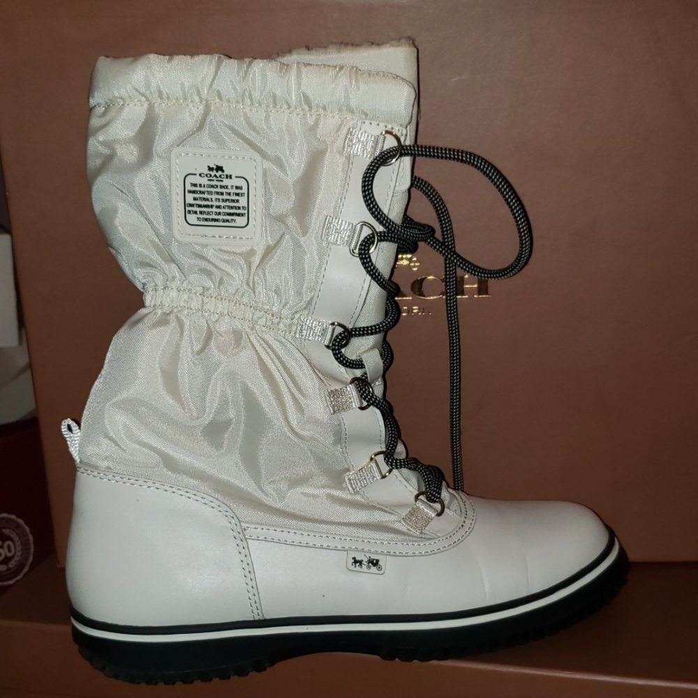 Coach boots